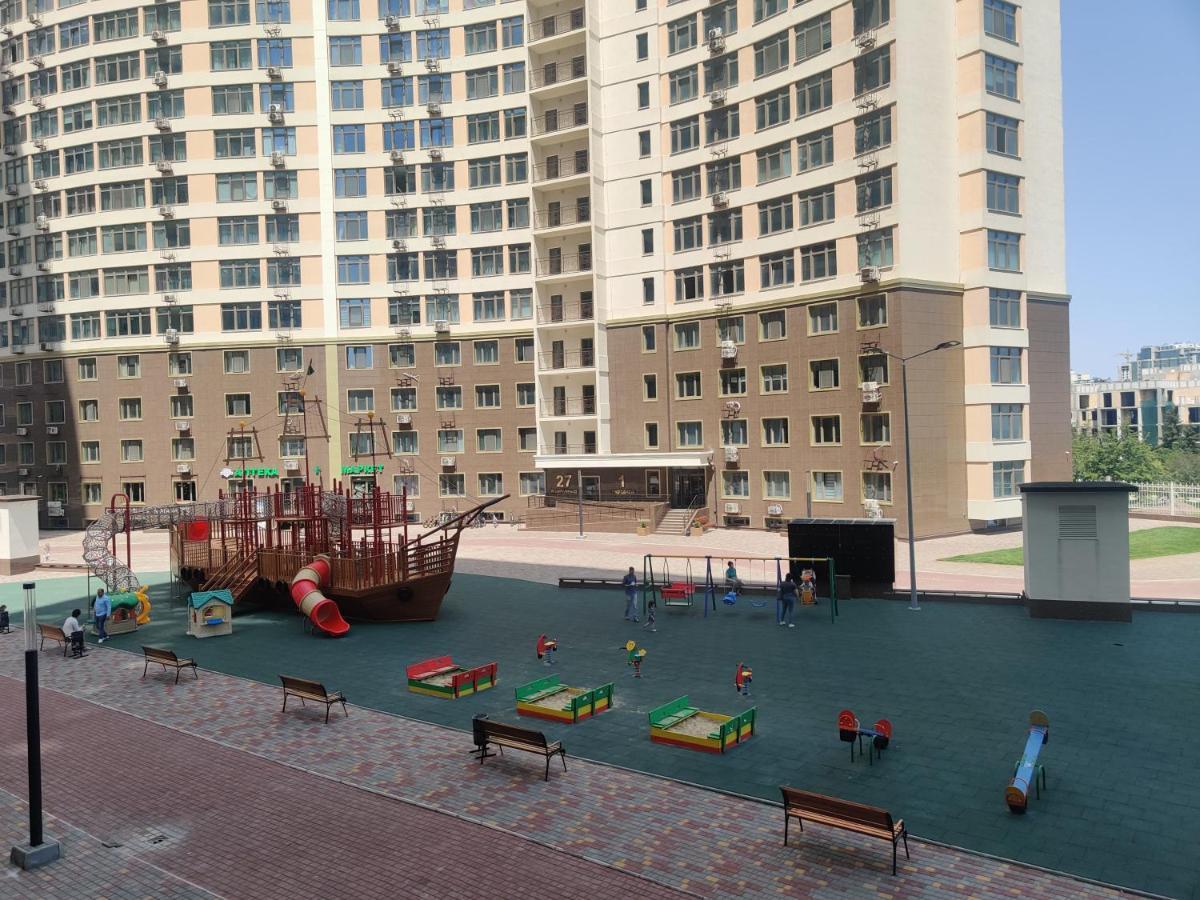 Sea Symphony Apartment Одеса Екстериор снимка